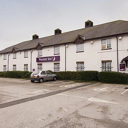 Premier Inn Premier Inn Wirral Greasby Exterior photo